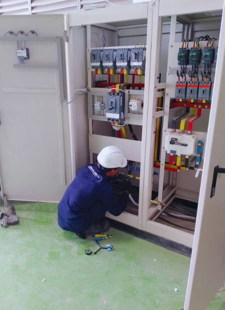 pekerjaan penangkal petir internal lightning arrester kontraktor penangkal petir sempurna karya esa