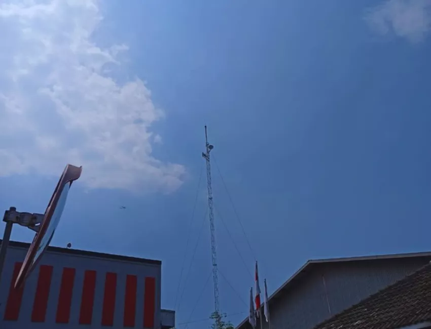 mengapa gedung tinggi butuh proteksi petir ekstra artikel pt sempurna karya esa jasa penangkal petir terjangkau dan profesional kontraktor penangkal petir jual penangkal petir